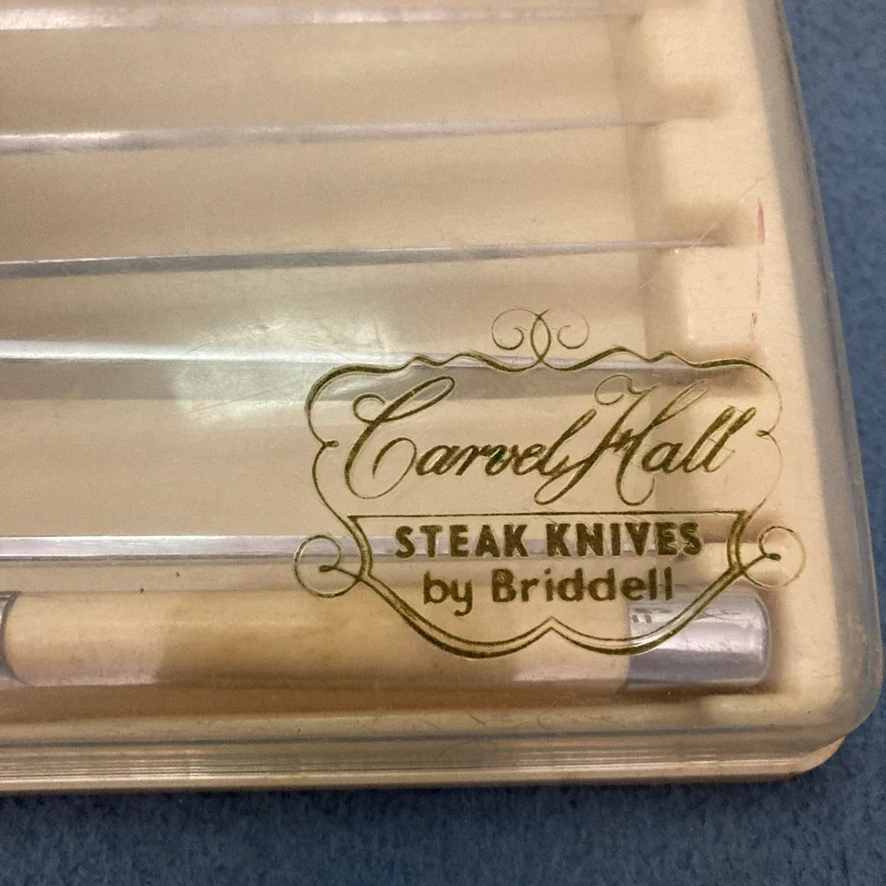 Vintage Chas. D. Briddell Carvel Hall Steak Knives in Original Case - Set of 8